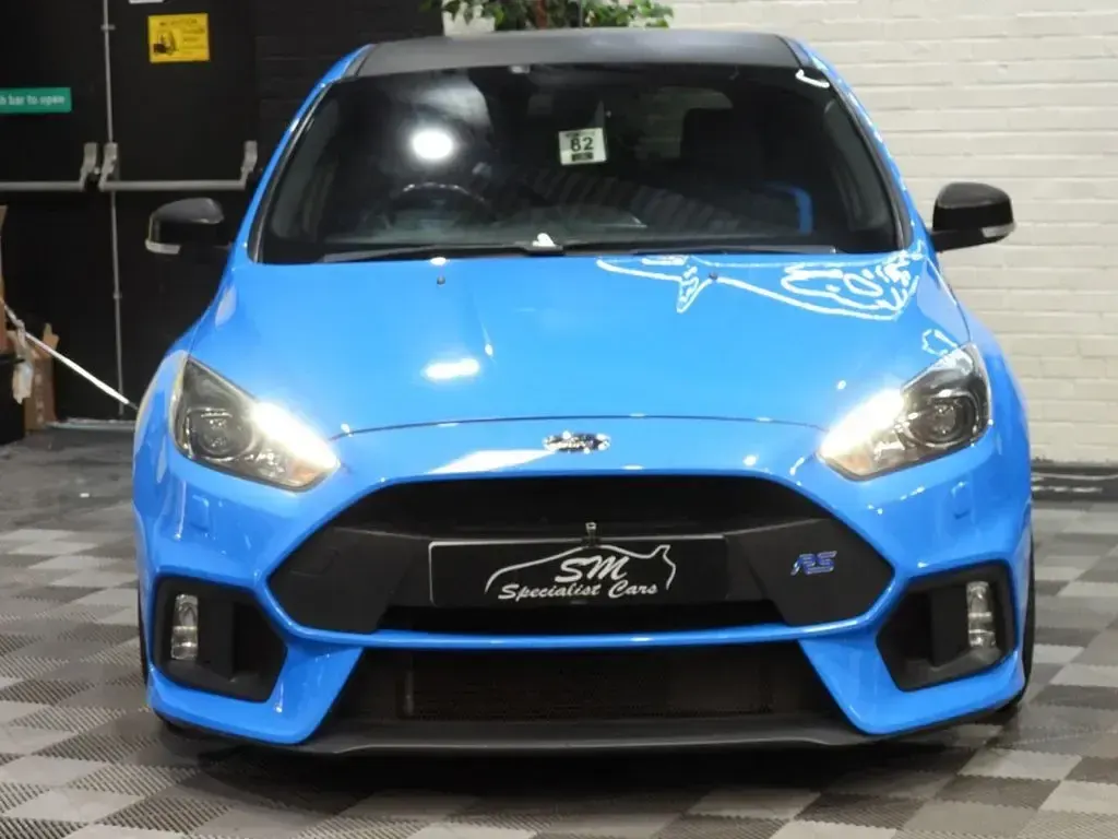 Used Ford Focus RS 350 HP (257 kW) 2016 Blue Hatchback