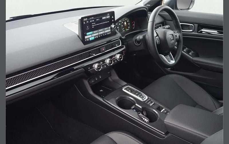 Used Honda Civic Advance 181 HP (133 kW) 2026 Black Hatchback