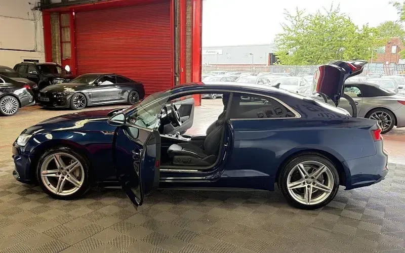 Used Audi A5 S-Line 190 HP (139 kW) 2017 Blue Coupe