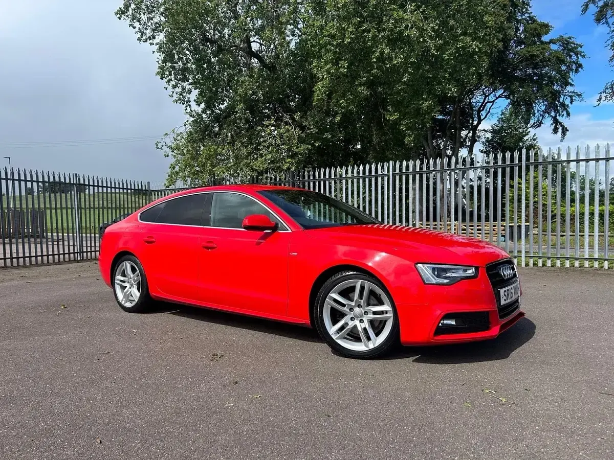 Used Audi A5 S-Line 190 HP (139 kW) 2016 Red Coupe