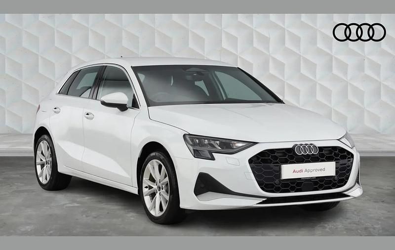 Used Audi A3 Sport 113 HP (83 kW) 2025 White Hatchback