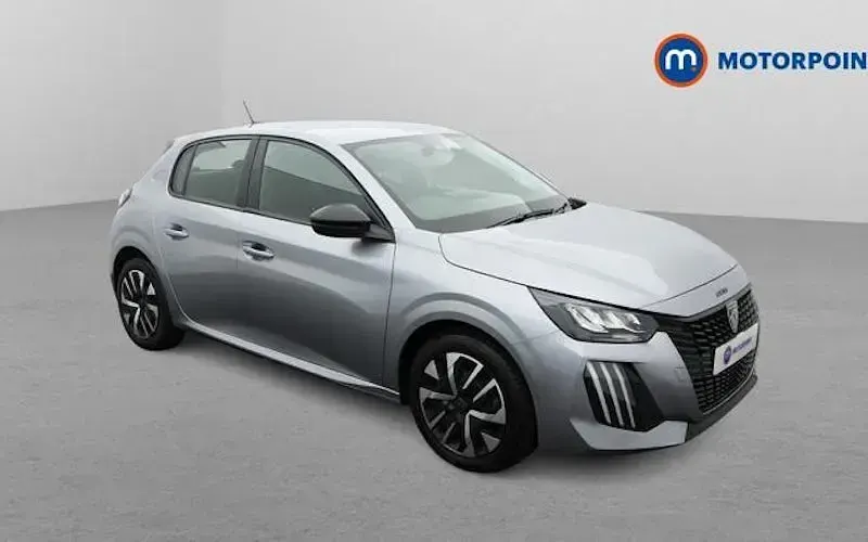 Used Peugeot 208 Active 102 HP (75 kW) 2024 Hatchback