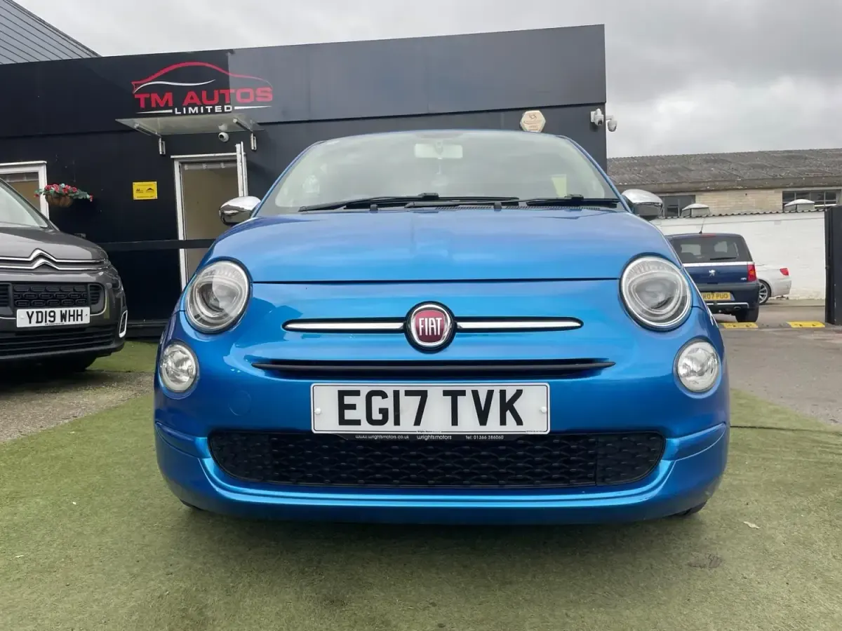 Usado Fiat 500 Mirror 69 HP (50 kW) 2017 Azul Citadino