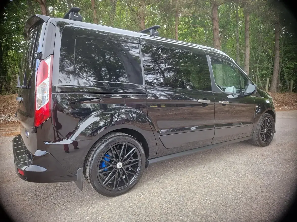 Used Ford Transit Trend 120 HP (88 kW) 2022 Black Estate