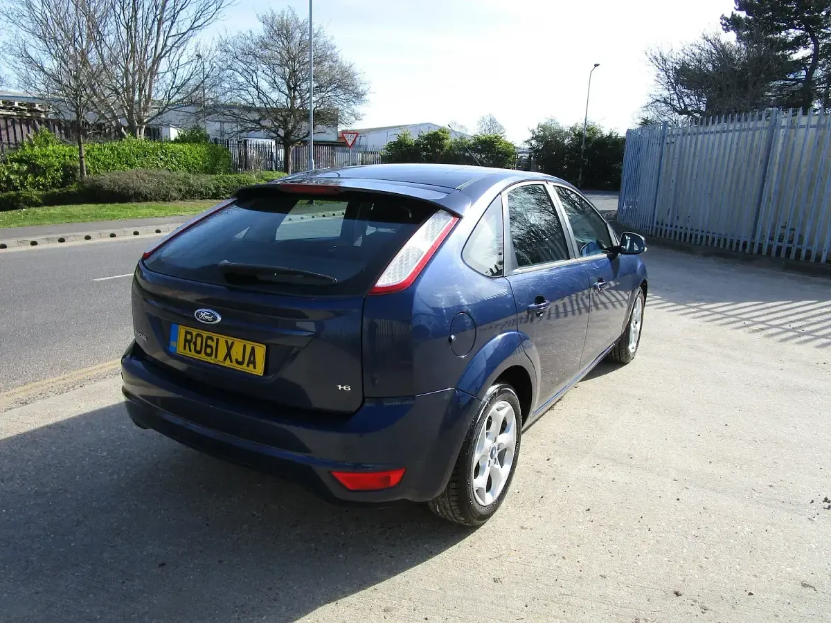 Used Ford Focus Sport 99 HP (72 kW) 2011 Blue Hatchback
