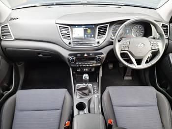 Used Hyundai Tucson SE 132 HP (97 kW) 2018 Blue SUV