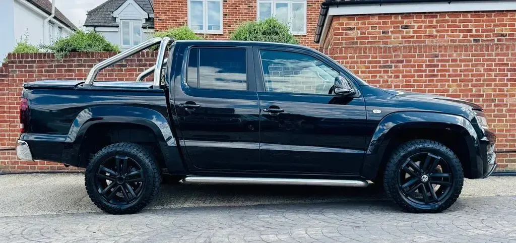 Used VW Amarok Highline 2019 Black Pickup