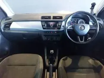 Used Skoda Fabia SE 75 HP (55 kW) 2018 White Hatchback