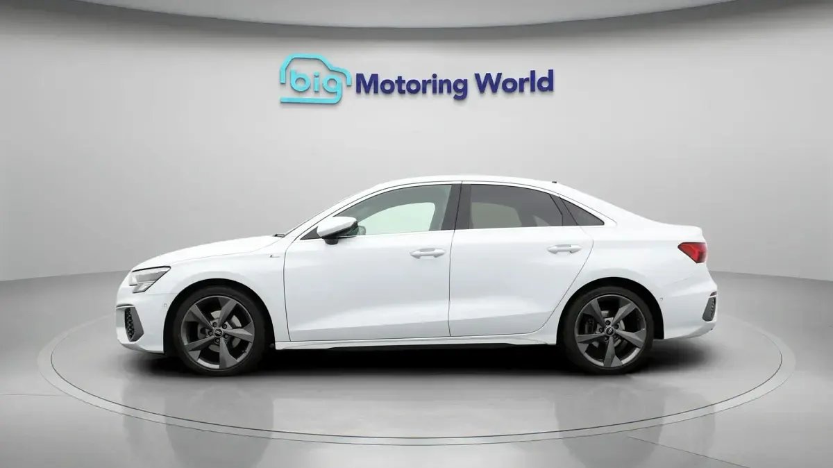 Used Audi A3 S-Line 150 HP (110 kW) 2023 White Sedan