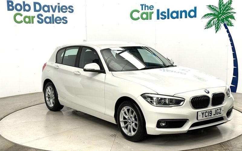 White Used 2019 BMW 116 Comfort Edition Hatchback | £9,750 (Good price) - Image 1/4
