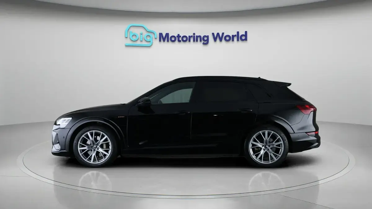 Used Audi e-tron Black Edition 226 kW (308 HP) 2022 SUV