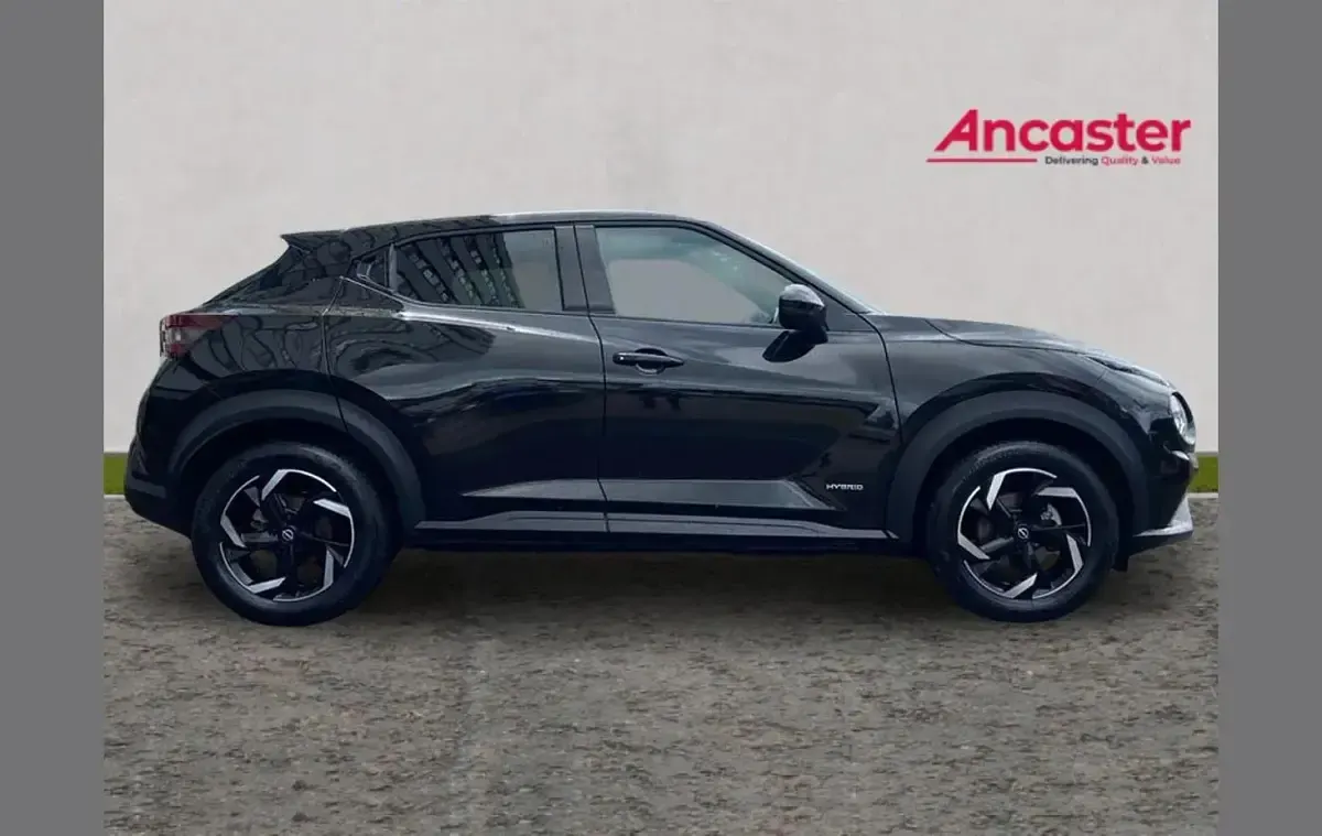 Used Nissan Juke N-Connecta 143 HP (105 kW) 2024 Black SUV