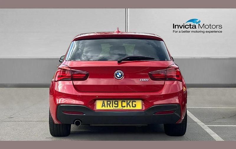 Used BMW 118 M Sport 136 HP (100 kW) 2019 Red Hatchback