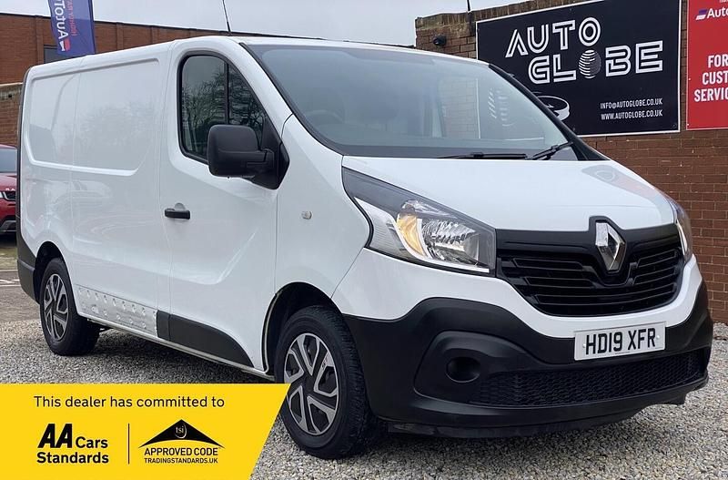 Used Renault Trafic Business 2019 White MPV