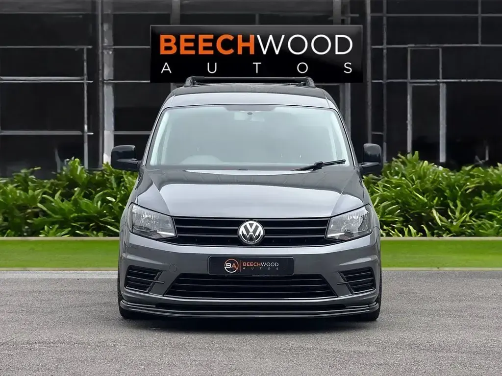 Used VW Caddy Trendline 122 HP (89 kW) 2018 Grey MPV