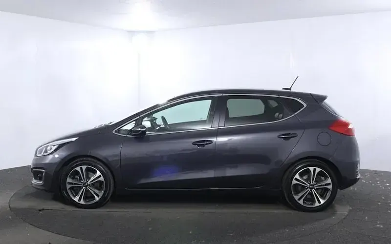 Used Kia Ceed 136 HP (100 kW) 2016 Silver Hatchback