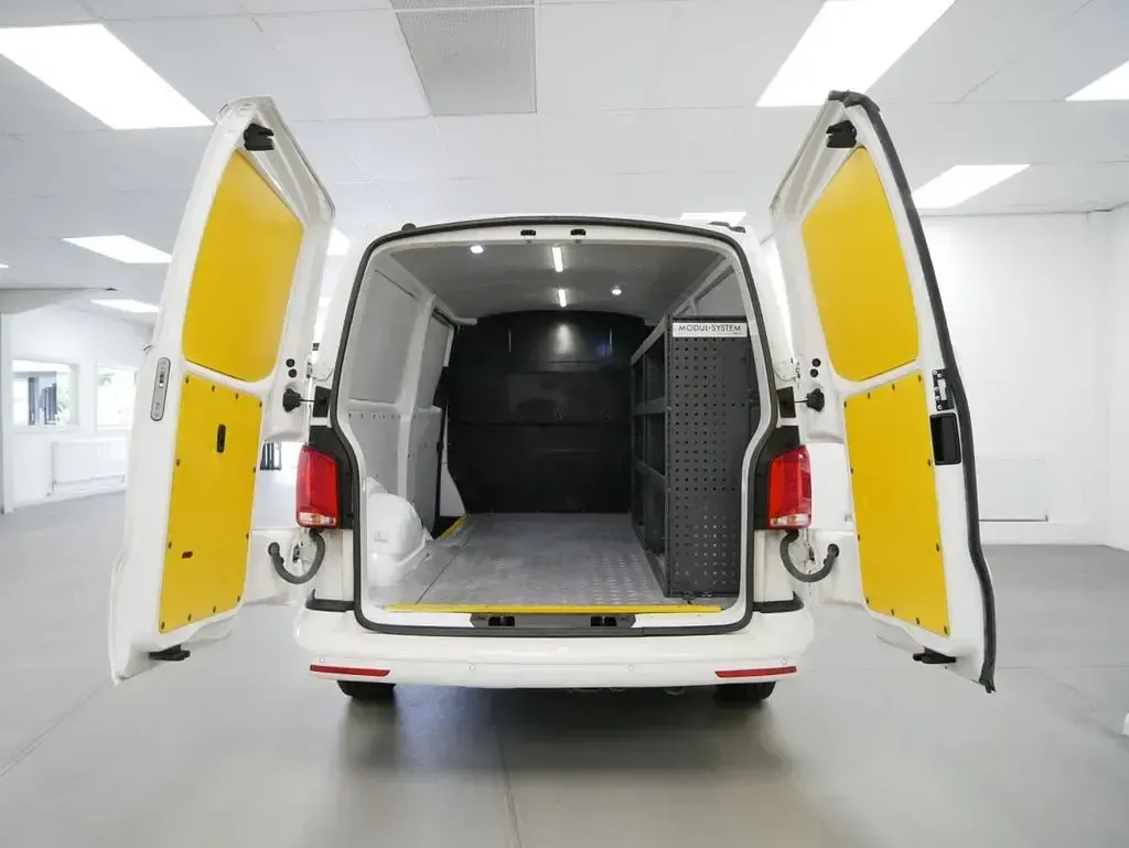 Used VW T6.1 Highline 150 HP (110 kW) 2023 White Van