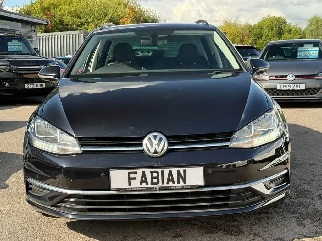 Used VW Golf VII SE 115 HP (84 kW) 2017 Black Estate