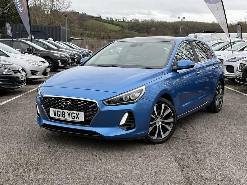 Used Hyundai i30 SE 140 HP (102 kW) 2018 Blue Hatchback