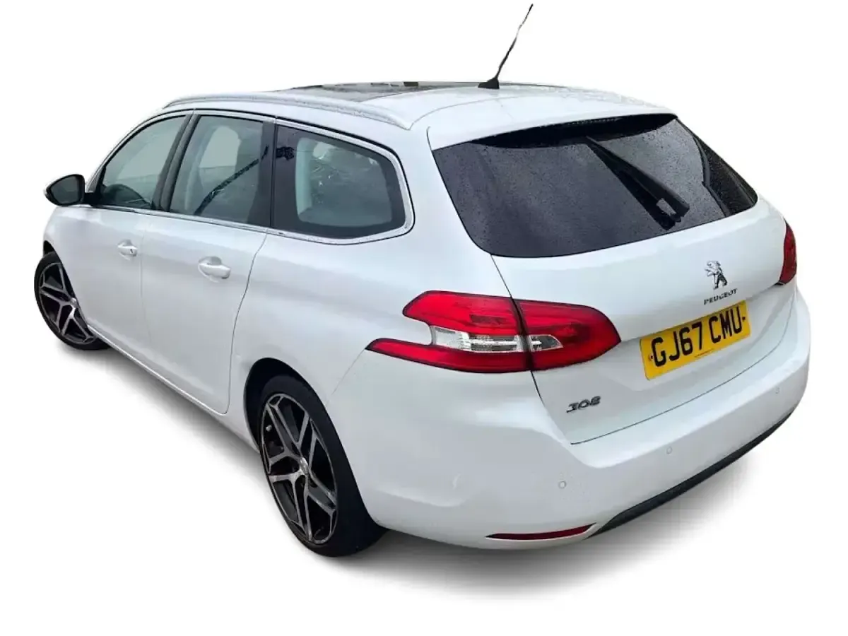 Used Peugeot 308 SW Allure 120 HP (88 kW) 2017 White Estate