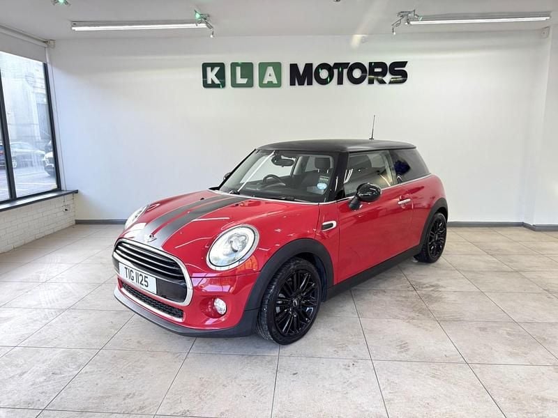 Red Used 2017 Mini Cooper D Hatch Hatchback | £7,995 (Fair price) - Image 1/4