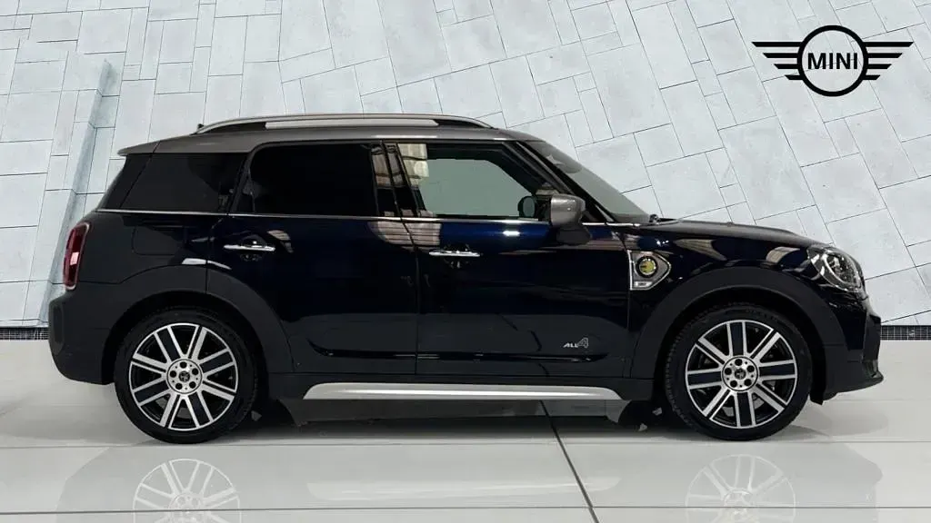 Used Mini Cooper S Countryman Exclusive 219 HP (161 kW) 2023 Black SUV