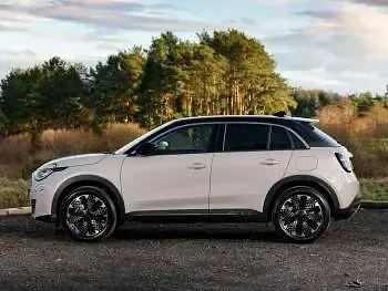 New Fiat 600 La Prima 100 HP (73 kW) 2026 Beige SUV