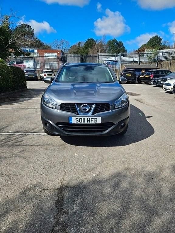 Used Nissan Qashqai N-TEC 117 HP (86 kW) 2011 Grey SUV