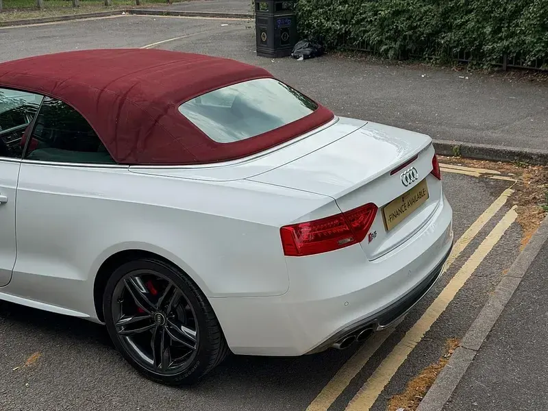 Used Audi S5 Cabriolet Performance 440 HP (323 kW) 2013 White Cabriolet