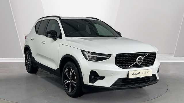 Used 2024 Volvo XC40 Plus SUV | £25,800 (Good price) - Image 1/4