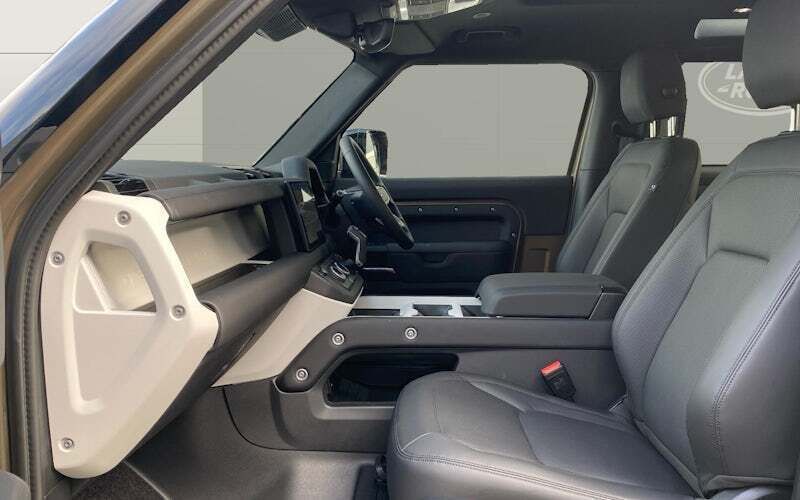 Usado Land Rover Defender SE Dynamic 349 HP (256 kW) 2024 SUV