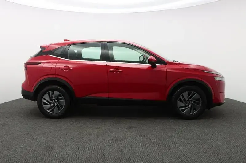 Used Nissan Qashqai Acenta Premium 140 HP (102 kW) 2023 Red SUV