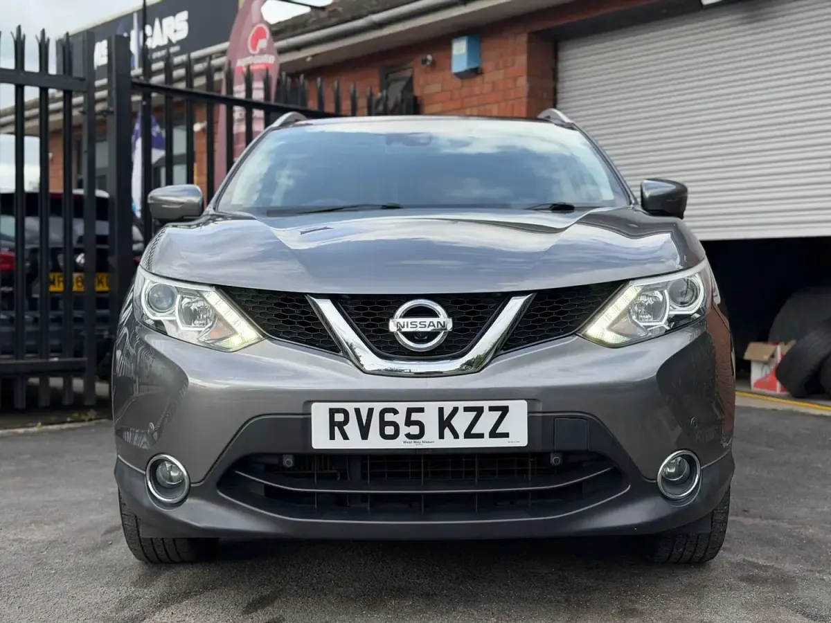 Used Nissan Qashqai N-TEC 110 HP (80 kW) 2015 Grey SUV