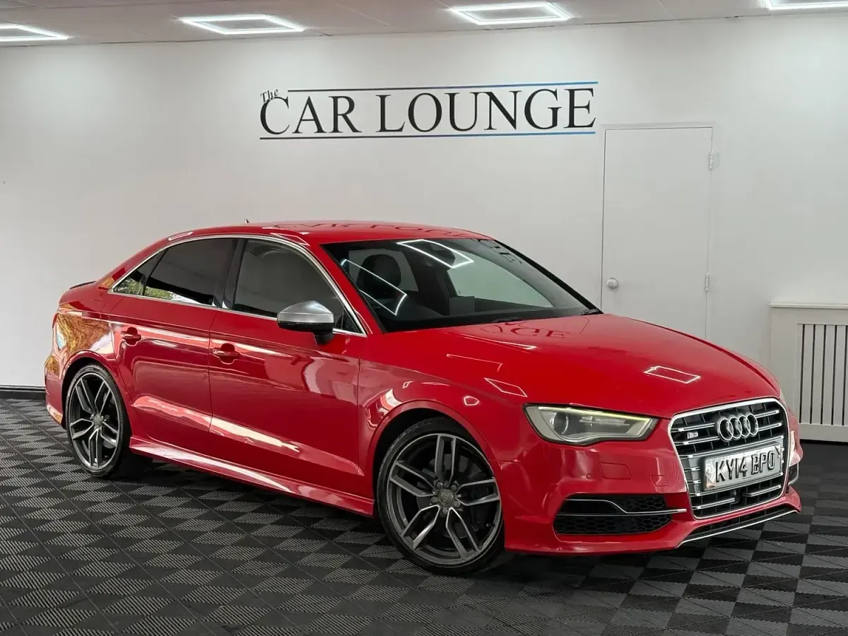 Used Audi S3 Design 300 HP (220 kW) 2014 Red Sedan