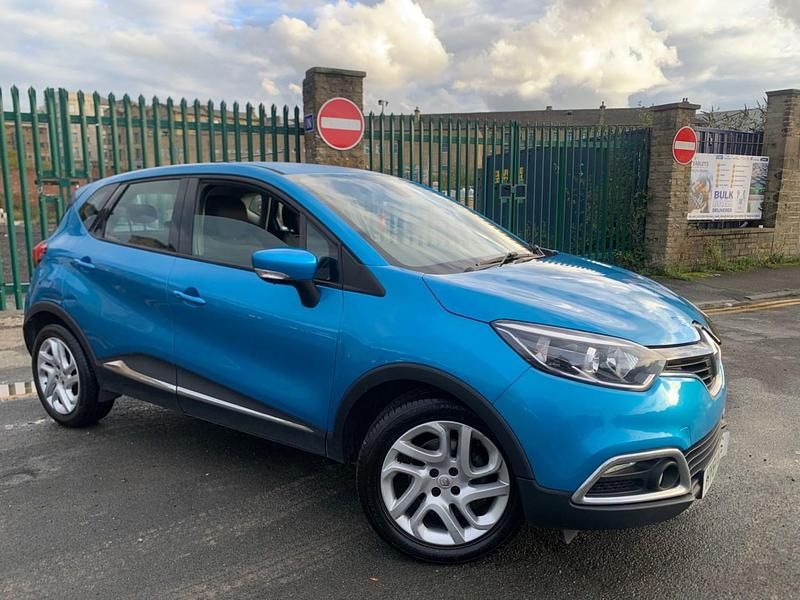 Blue Used 2014 Renault Captur Dynamique SUV | £1,995 (Super price) - Image 1/4