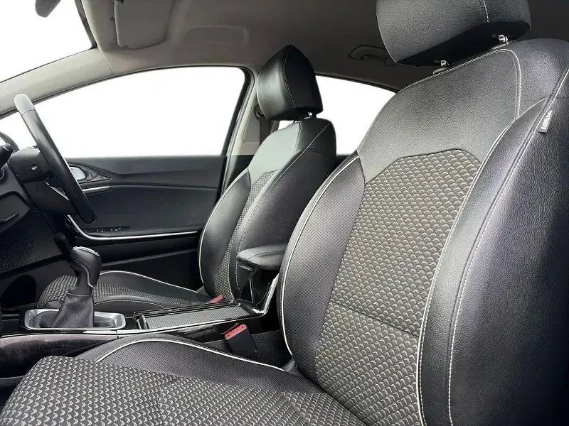 Used Kia Ceed GT-Line 138 HP (101 kW) 2024 Grey Hatchback