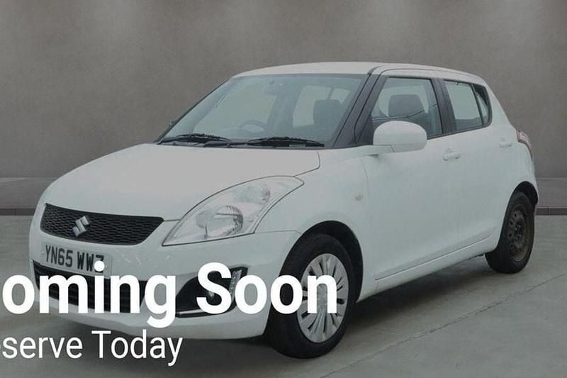 Used Suzuki Swift 2015 White Hatchback