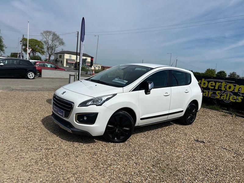 Used Peugeot 3008 Active 2015 White Hatchback
