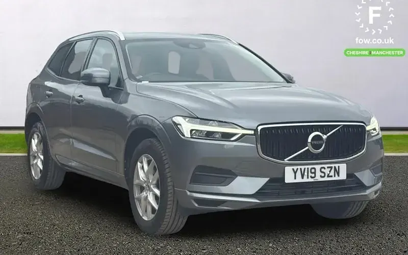 Used Volvo XC60 Momentum 250 HP (183 kW) 2019 SUV