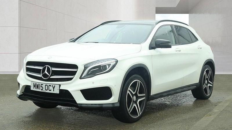 Used Mercedes GLA220 AMG line 2015 White SUV