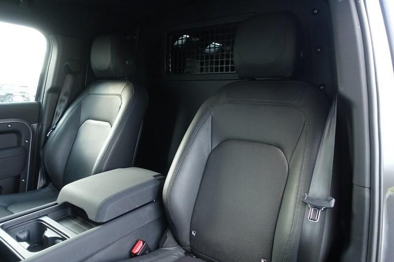 Used Land Rover Defender SE 2023 Grey SUV