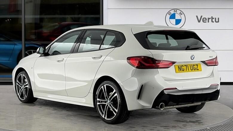 Used BMW 118 M Sport 140 HP (102 kW) 2022 White Hatchback