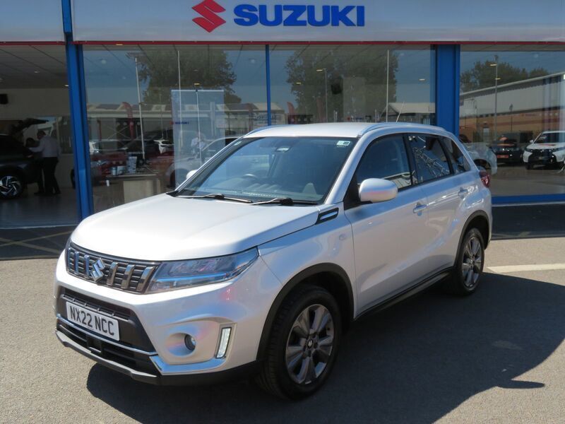 Silver Used 2022 Suzuki Vitara SZ-T SUV | £14,662 (Fair price) - Image 1/2