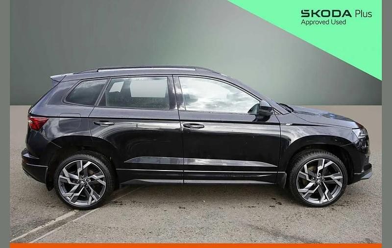 Used Skoda Karoq SportLine 147 HP (108 kW) 2022 Black magic pearl effect SUV