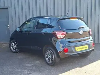 Used Hyundai i10 Premium 66 HP (48 kW) 2019 Black Hatchback