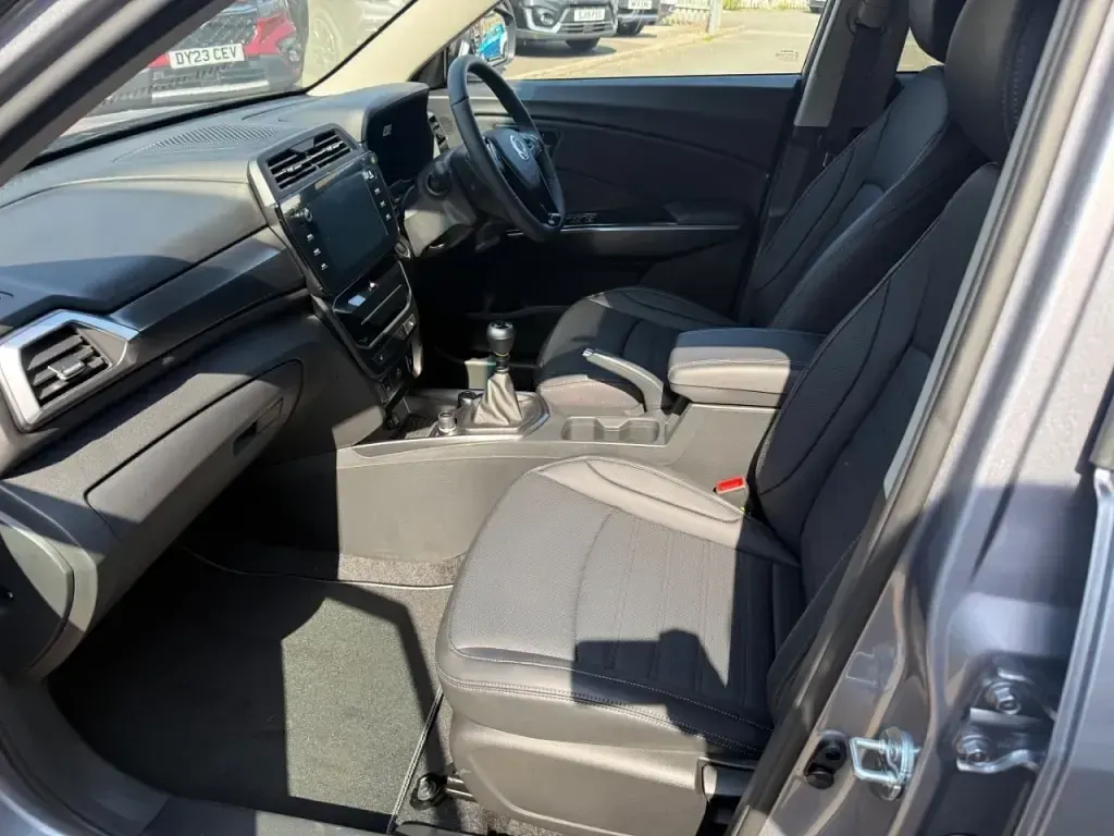 New KGM Tivoli 2026 Silver SUV