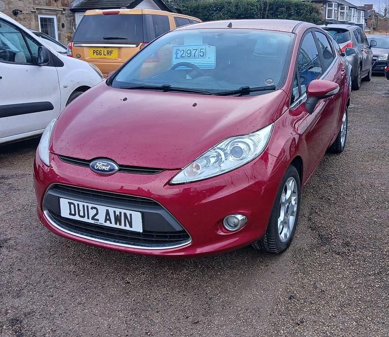 Used Ford Fiesta Zetec 2012 Red Hatchback