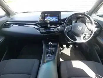 Used Toyota C-HR 115 HP (84 kW) 2019 Silver SUV