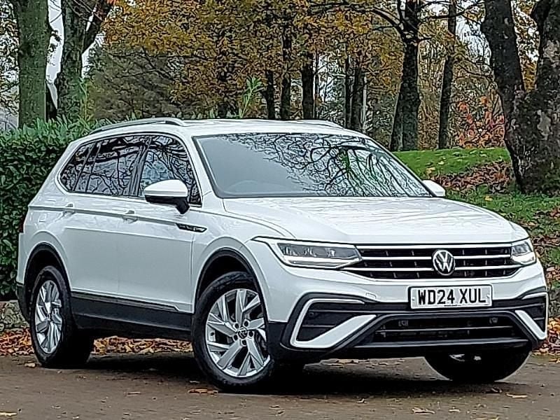 Used VW Tiguan Allspace Life 150 HP (110 kW) 2024 White SUV
