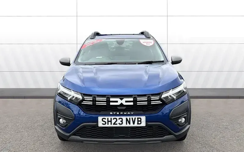 Used Dacia Sandero Expression 91 HP (66 kW) 2023 Blue Hatchback